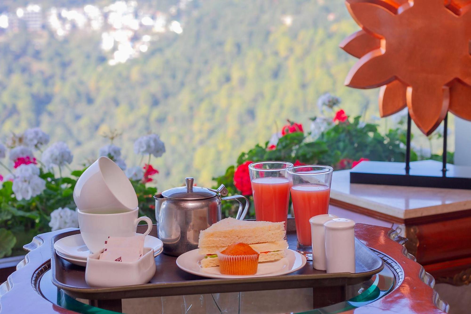 Hotel Amritara Surya, Mcleodganj, Dharamshala Exterior foto